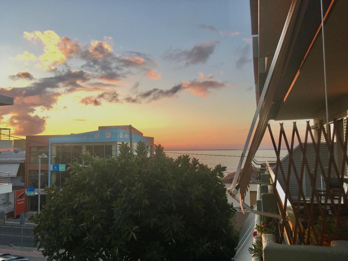 Eftihia Apartments By The Sea 罗希姆诺 外观 照片